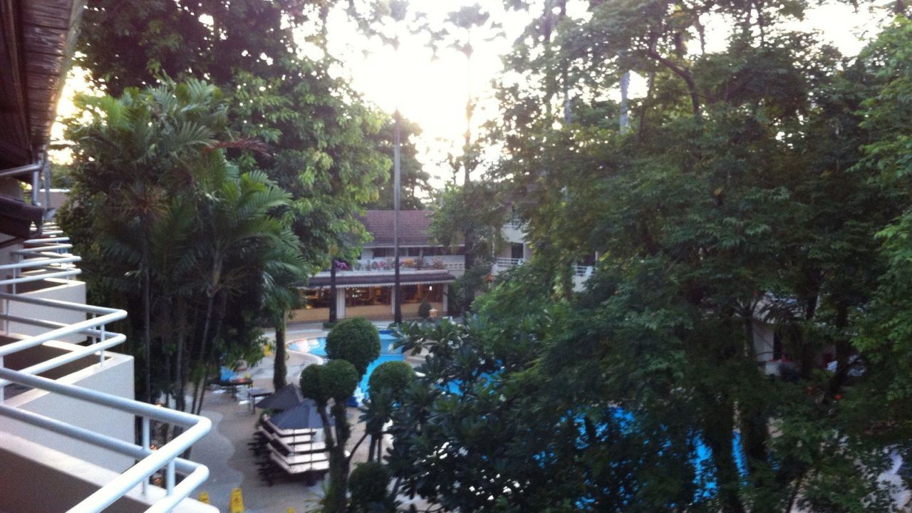 Thara Patong Beach Hotel-Mai 2024