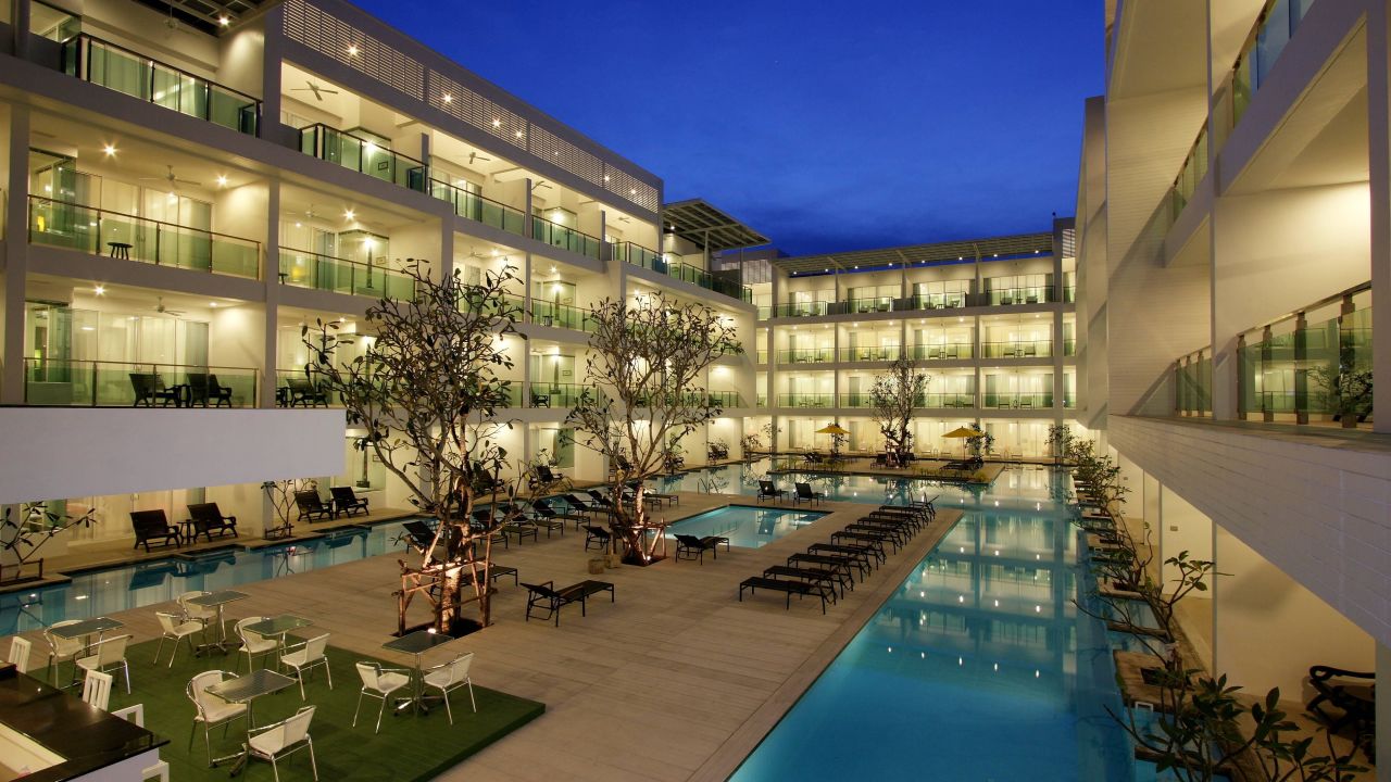 The Old Phuket - Karon Beach Resort Hotel-Mai 2024