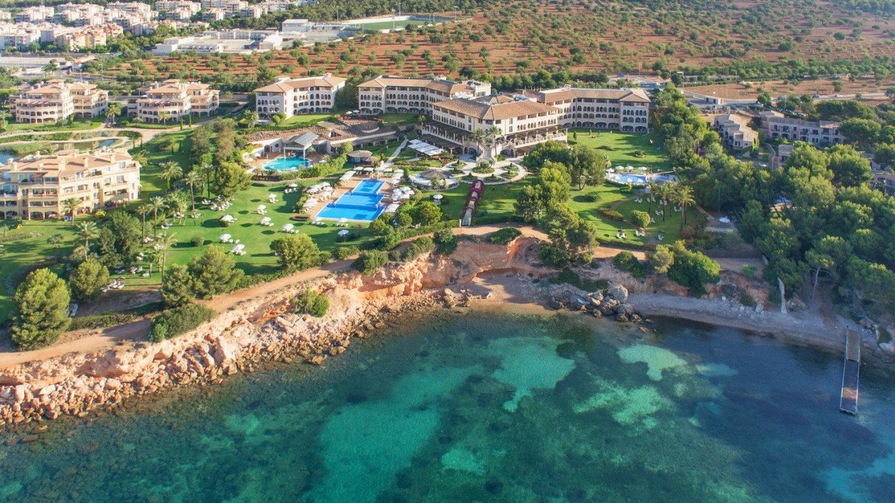 The St. Regis Mardavall Mallorca Resort Hotel-Mai 2024