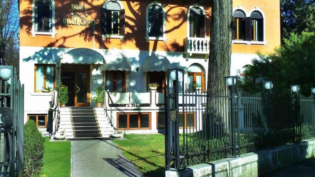 Villa Cipro Hotel-Mai 2024