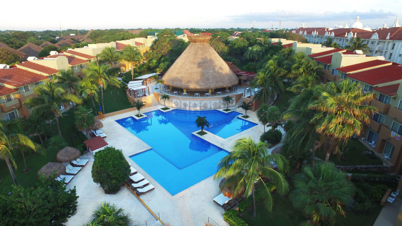 Viva Wyndham Azteca Hotel-April 2025