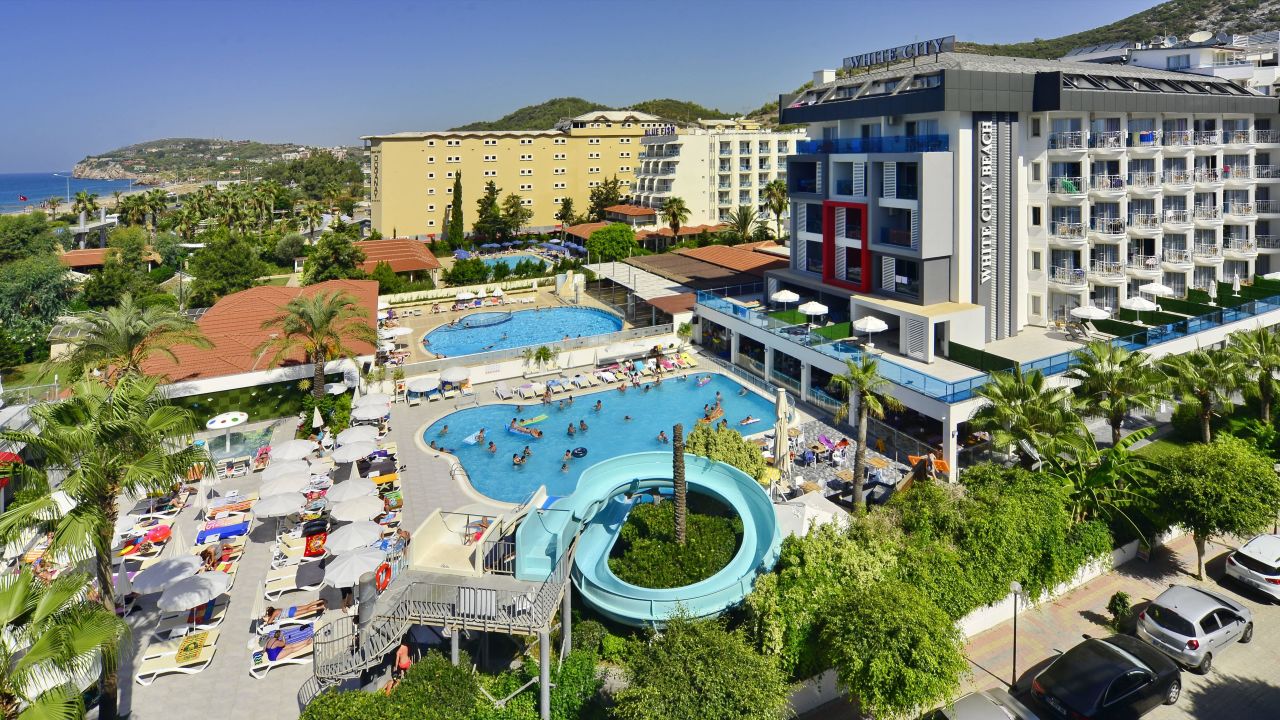 White City Beach Hotel-April 2025