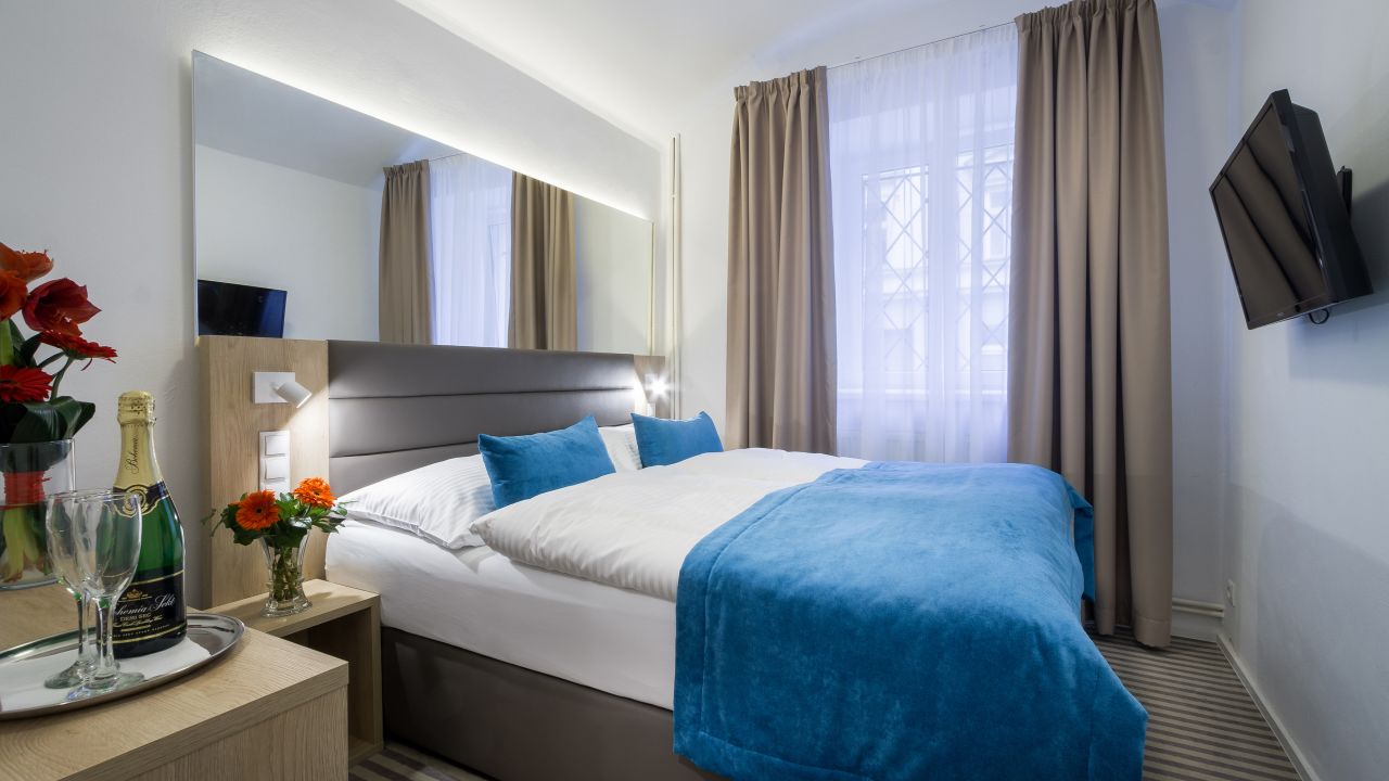 White Lion Hotel-Juni 2025